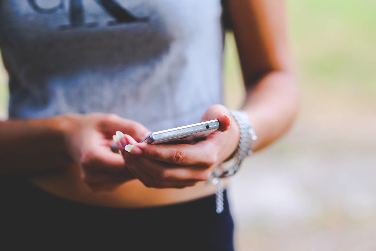 100 Texts You Can Send Other Than ‘WYD’